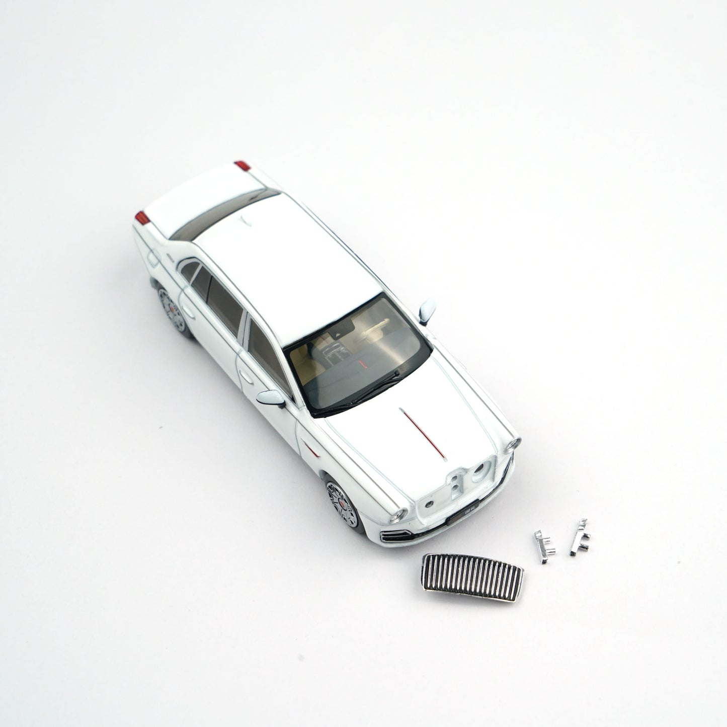 <予約商品>1/64 HONGQI GUOLI White ※2026年9月以後入荷予定