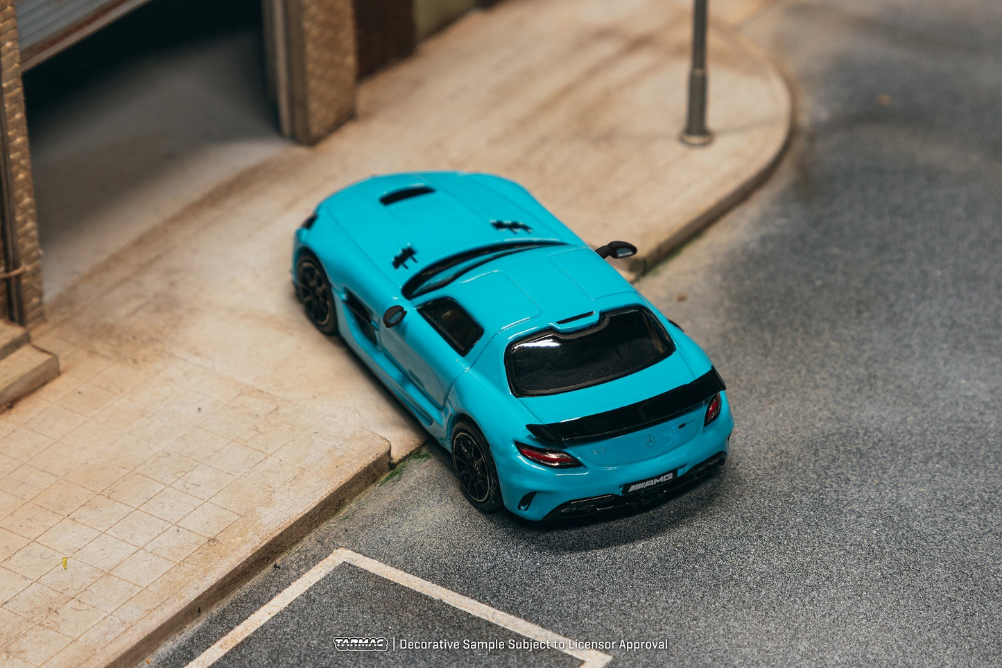 <予約商品>1/64 Mercedes-Benz SLS AMG Coupé Black Series Matte Blue ※2027年2月以後入荷予定