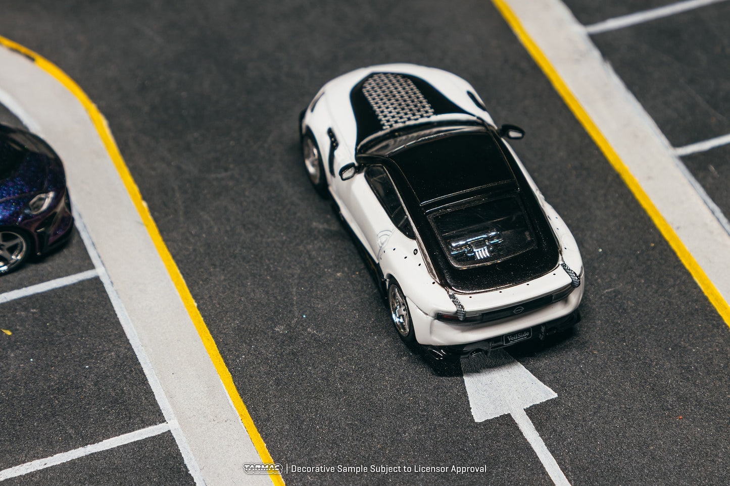 <予約商品>1/64 Nissan VeilSide FFZ400 Fairlady Z White ※2026年11月以後入荷予定