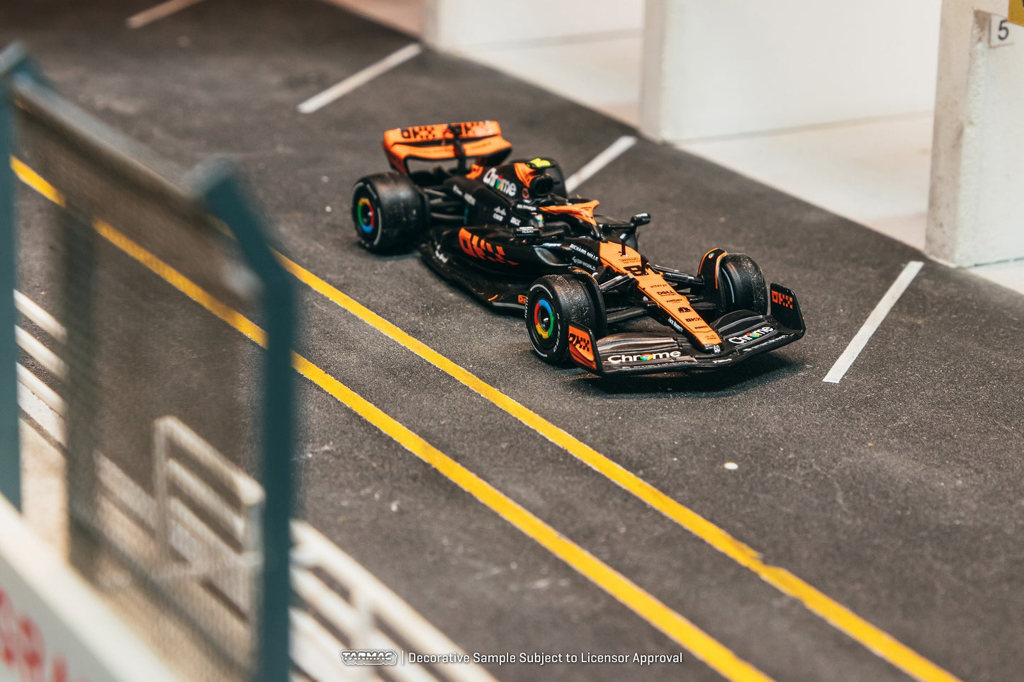 <予約商品>1/64 McLaren MCL60 Japanese Grand Prix 2023 Oscar Piastri ※2026年6月以後入荷予定