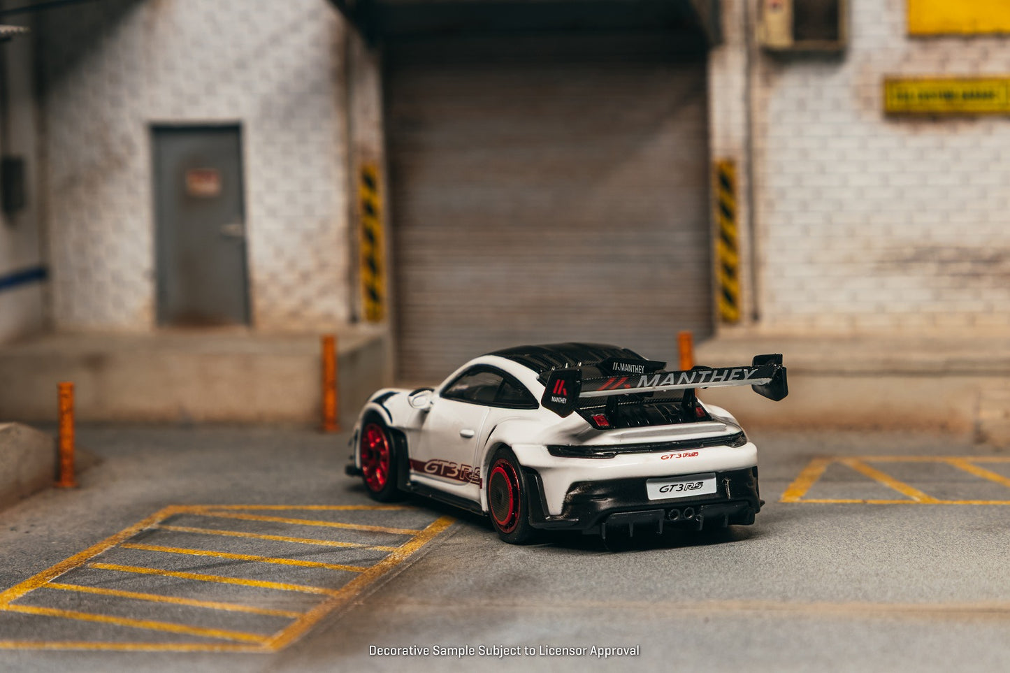 <予約商品>1/64 Porsche GT3RS (992.1) MR White Red Tarmac Special Edition ※2026年11月以後入荷予定