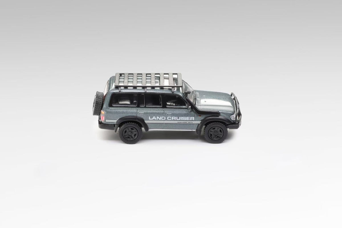 <予約商品>1/64 TOYOTA LAND CRUISER 80 CUSTOM DARK GREEN / BLACK 1/64 トヨタ ランドクルーザー 80 カスタム ダークグリーン/ブラック※2026年12月以後入荷予定