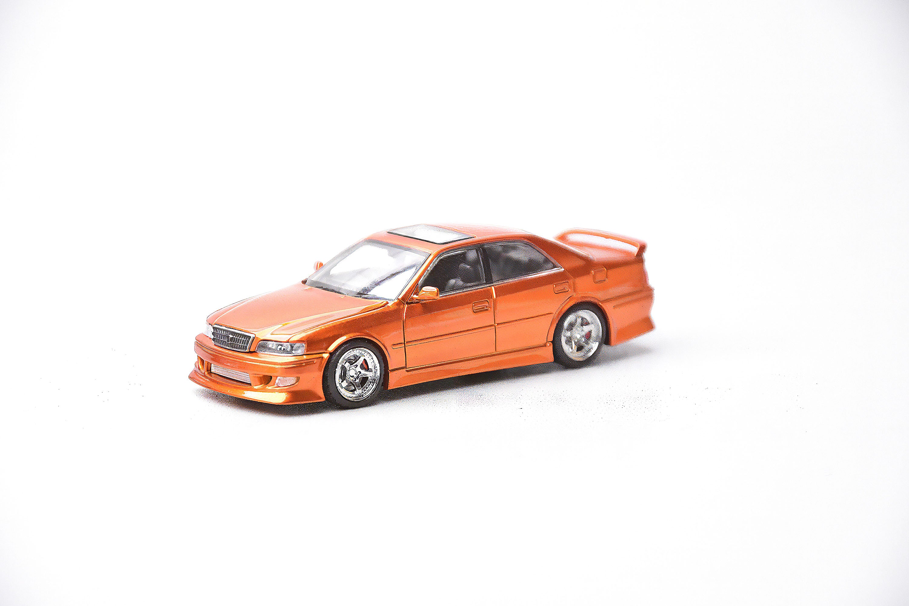 予約商品＞1/64 Toyota Chaser JZX100 Custom Version ※2026年12月以後