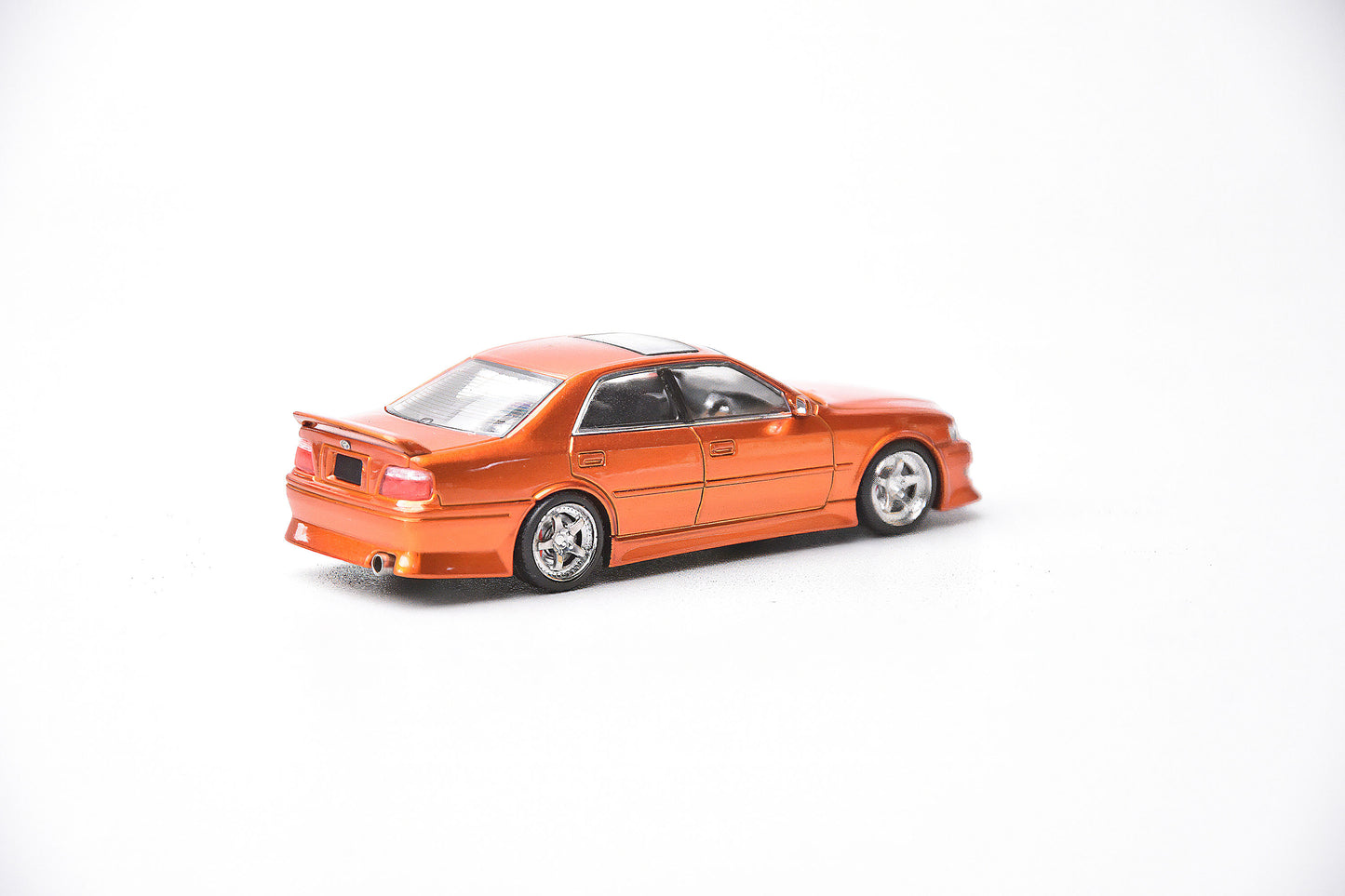 ＜予約商品＞1/64 Toyota Chaser JZX100 Custom Version ※2026年12月以後入荷予定