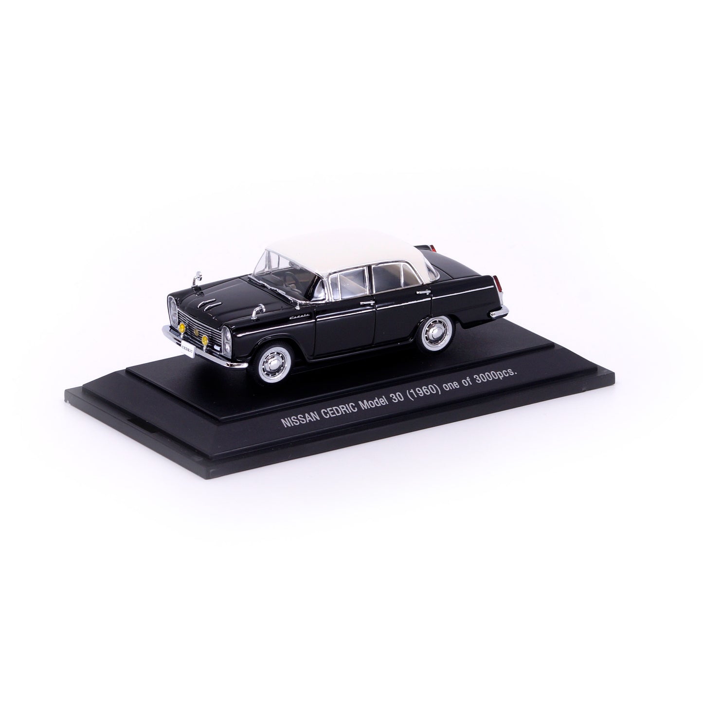 1/43 NISSAN CEDRIC 1960 (BLACK)