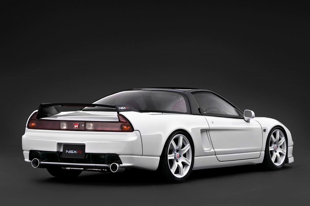 ＜予約商品＞ 1/18 HONDA NSX-R (NA2) White ※2026年11月以後入荷予定