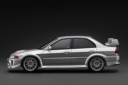 ＜予約商品＞ 1/18 Mitsubishi LANCER EVOLUTION V (CP9A) Silver  ※2027年1月以後入荷予定