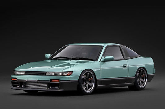 ＜予約商品＞ 1/18 Nissan Sileighty Green / Grey ※2027年2月以後入荷予定