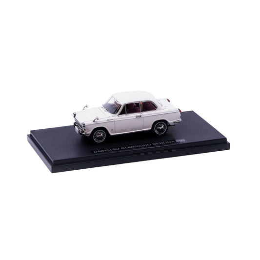 1/43 DAIHATSU COMPAGNO BERLINA 800 (WHITE)
