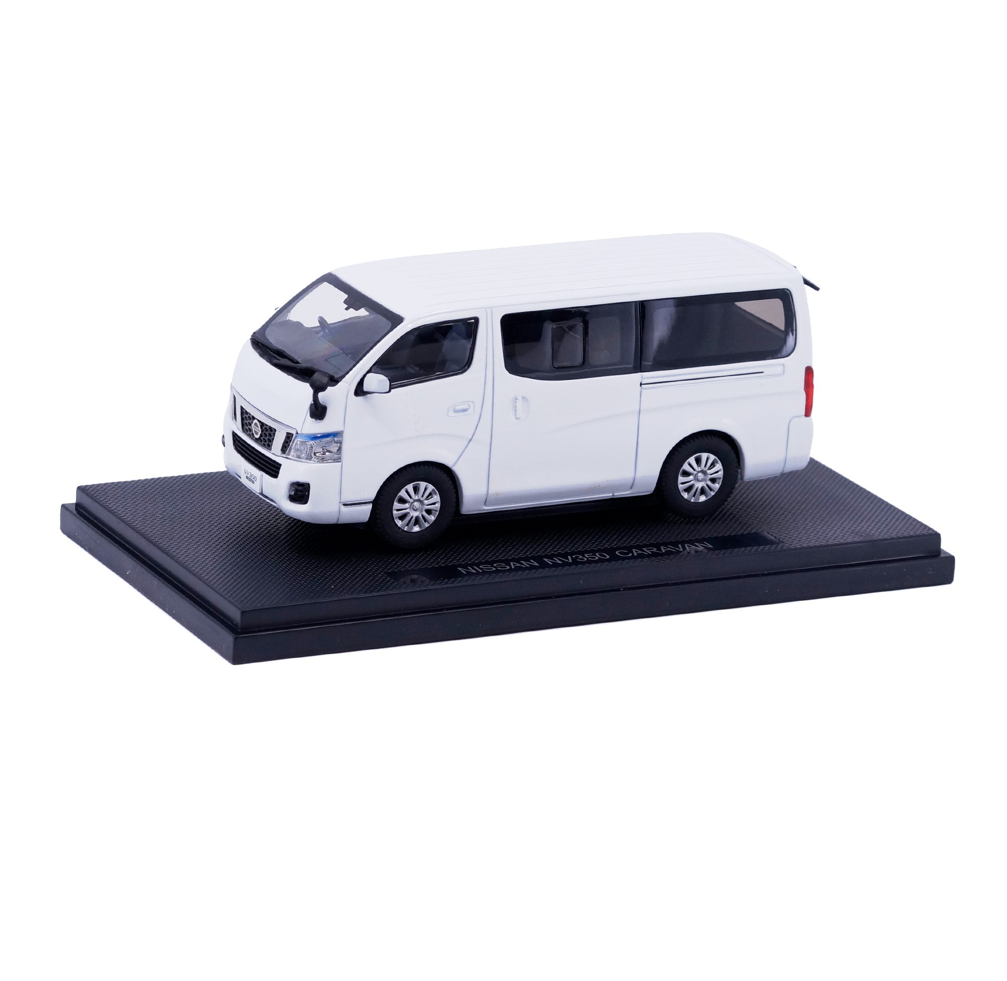 1/43 NISSAN NV350 CARAVAN (WHITE) – GRIDMODELS