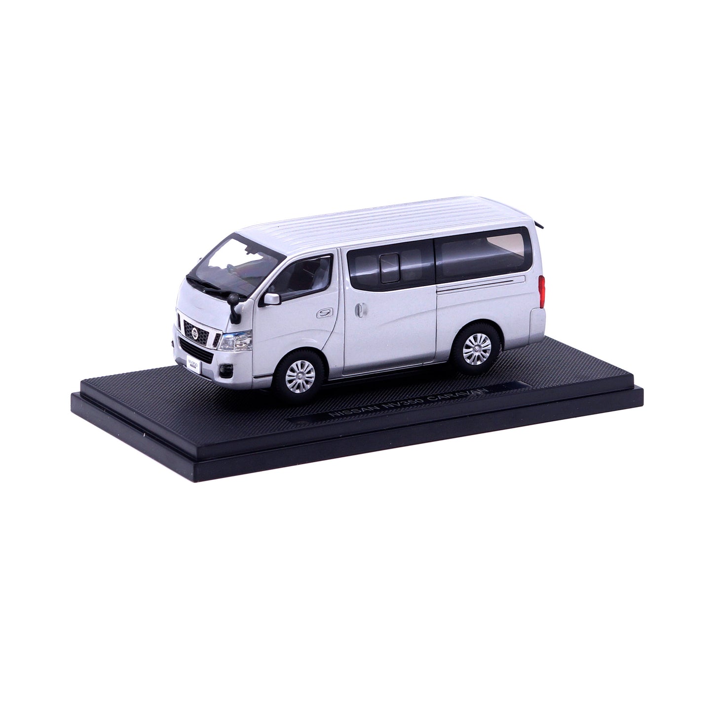 1/43 NISSAN NV350 CARAVAN (SILVER)