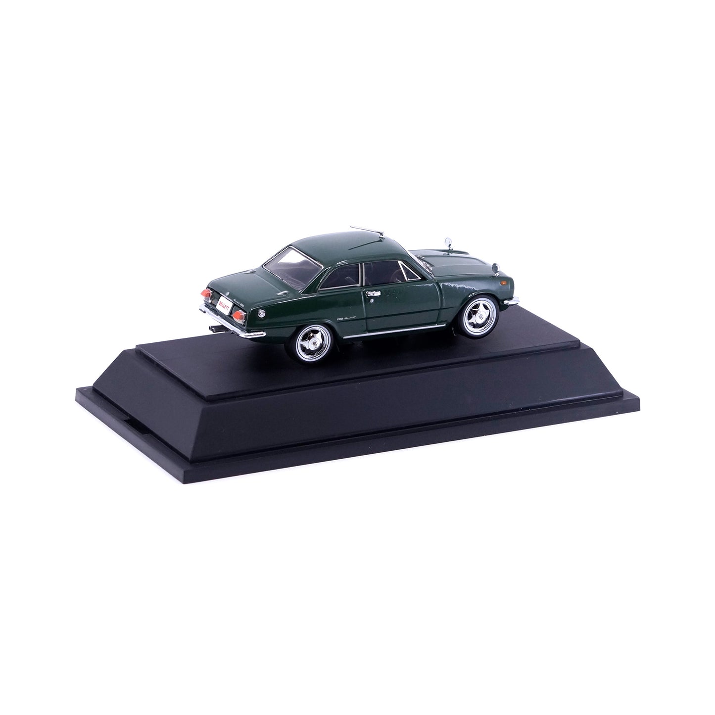 1/43 ISUZU BELLETT GT  (GREEN)
