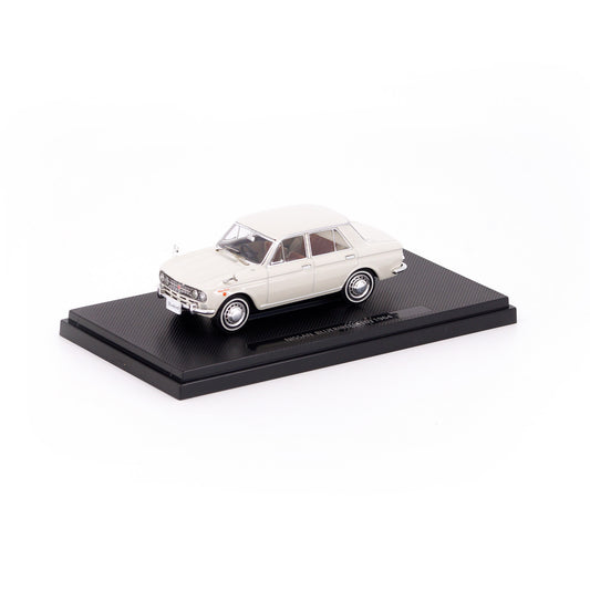 1/43 NISSAN BLUEBIRD 410 1964（WHITE）