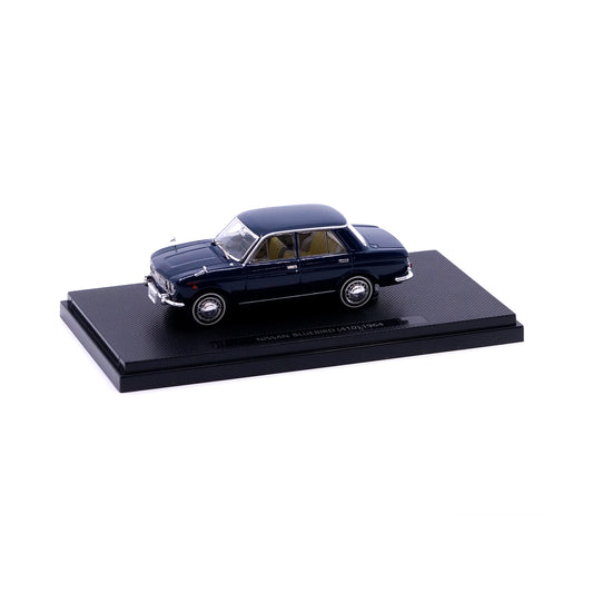1/43 NISSAN BLUEBIRD 410 1964 (BLUE)