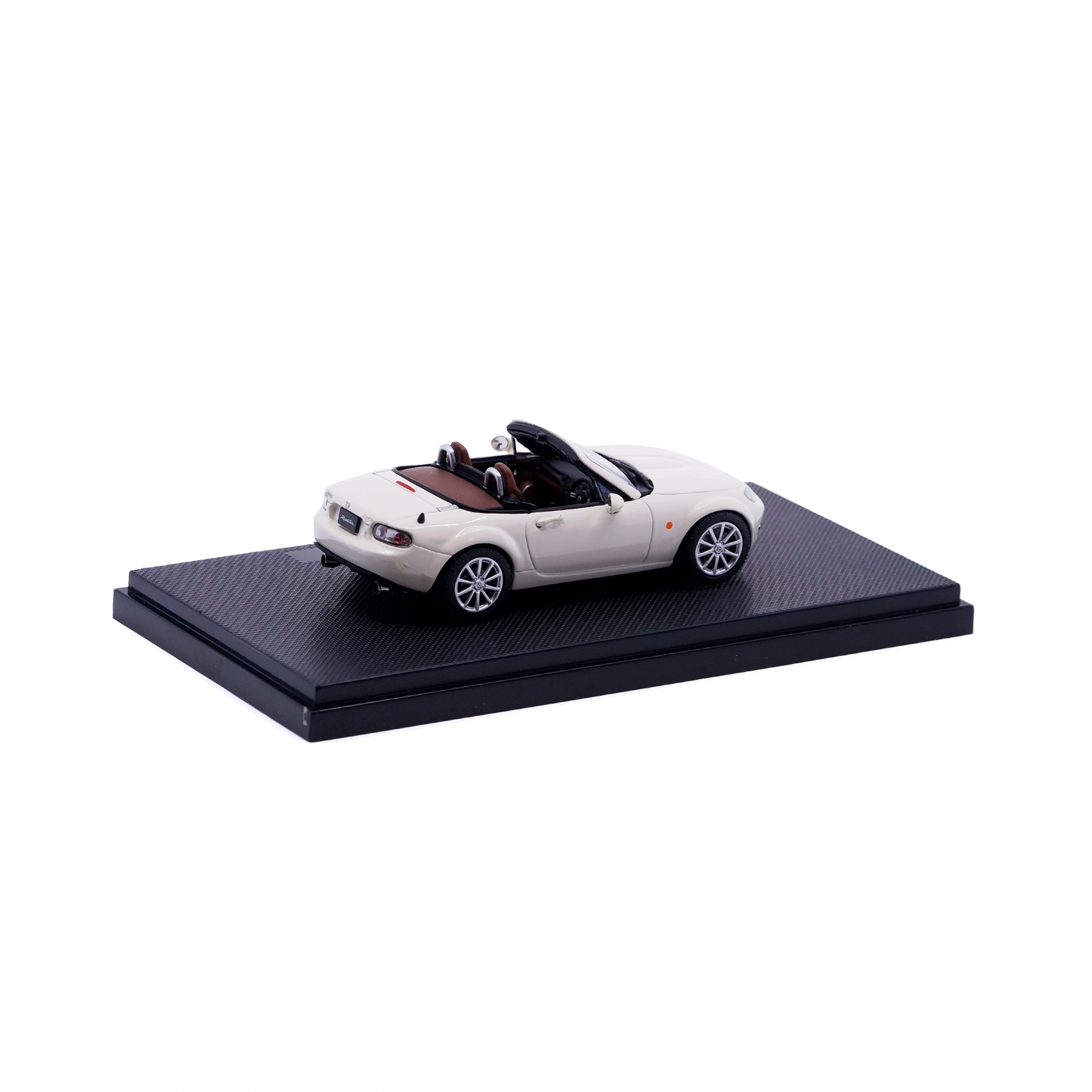 1/43 MAZDA ROADSTER 2005 (MARBLE WHITE)