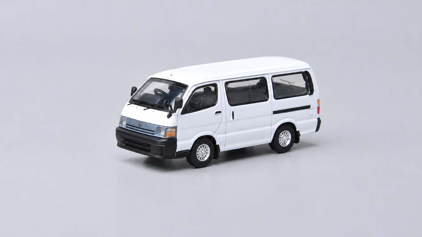 ＜予約商品＞1/64 TOYOTA HIACE H100 WHITE ※2026年10月以後入荷予定