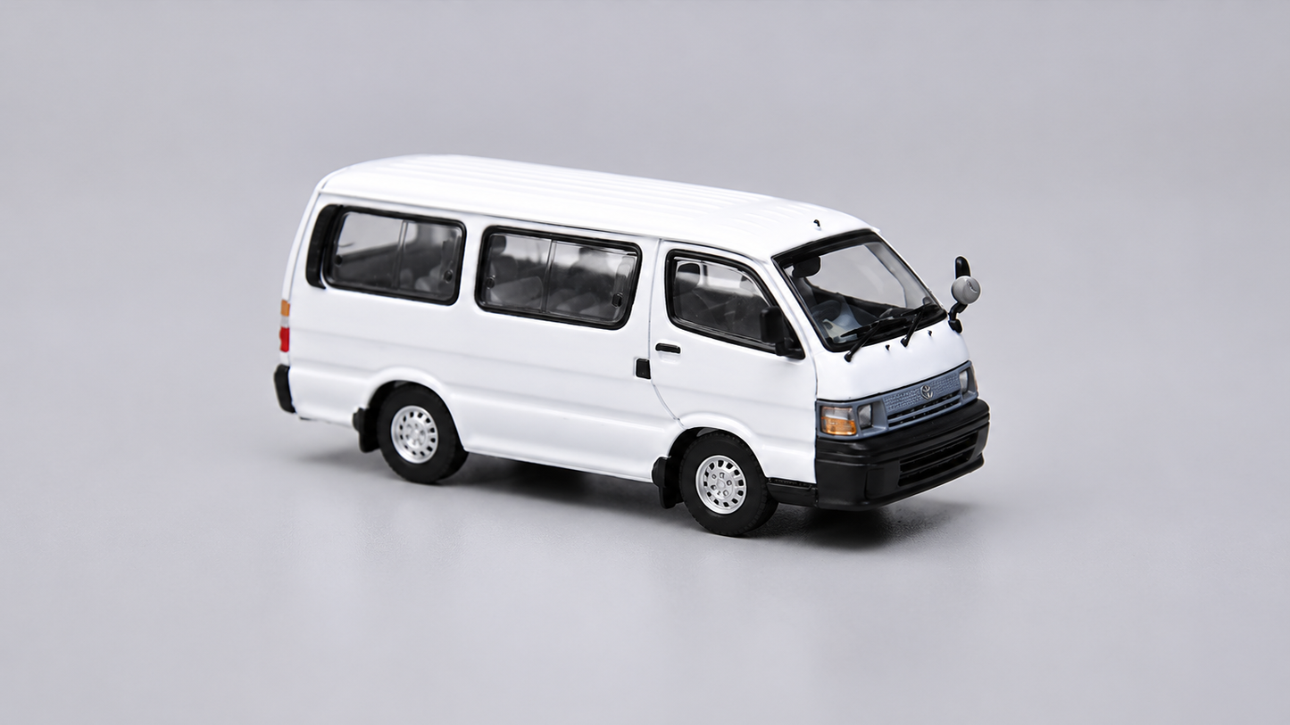 ＜予約商品＞1/64 TOYOTA HIACE H100 WHITE ※2026年10月以後入荷予定