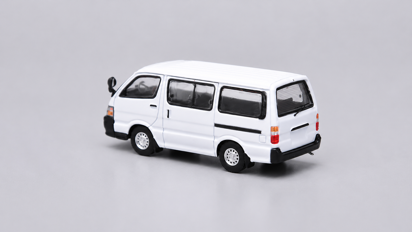 ＜予約商品＞1/64 TOYOTA HIACE H100 WHITE ※2026年10月以後入荷予定