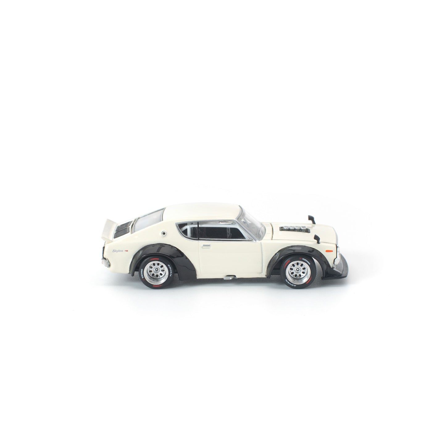 ＜予約商品＞1/64 KPGC110 KENMERI WHITE ※2026年9月以後入荷予定