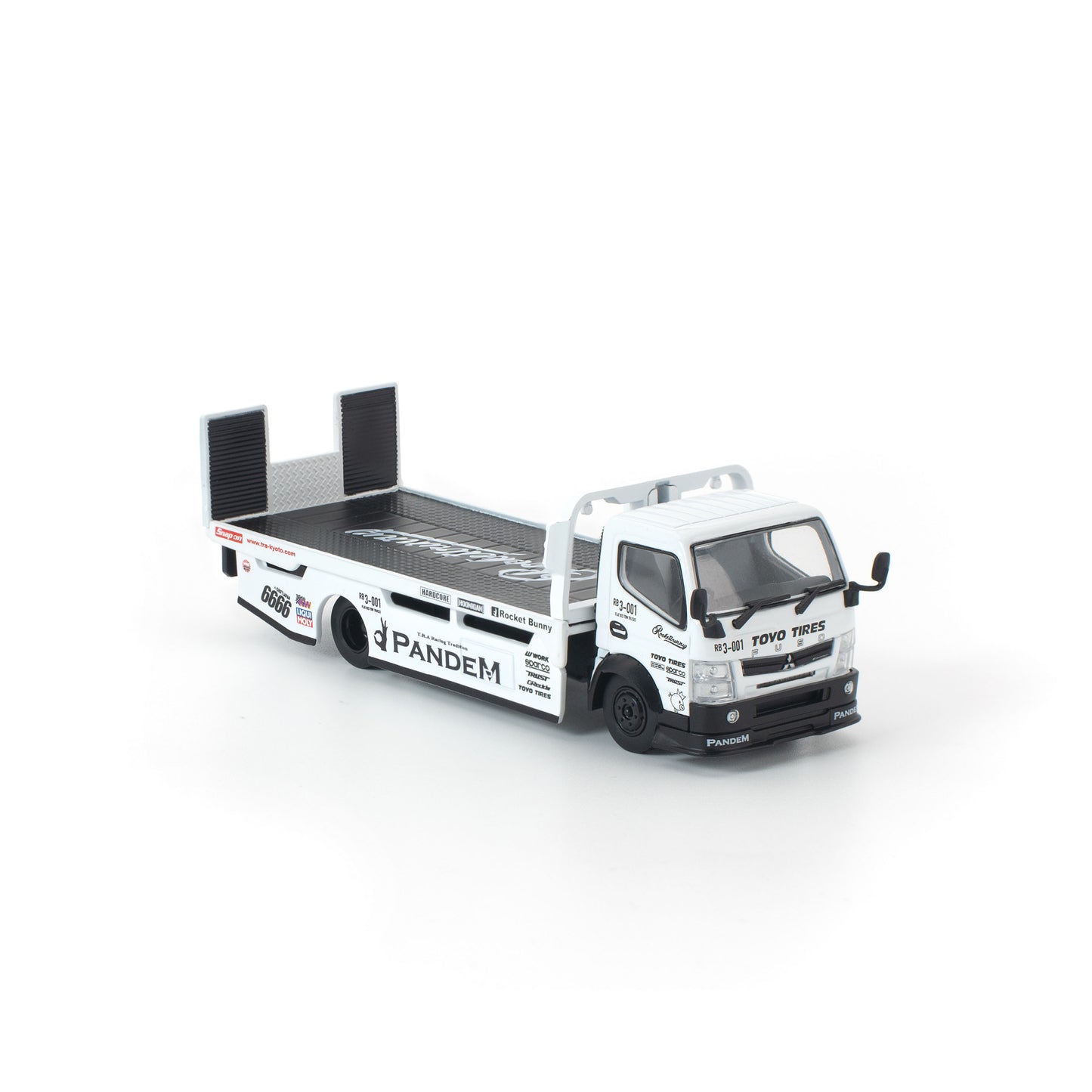 ＜予約商品＞1/64 PANDEM FUSO 300 FLATBED TRANSPORTER WHITE ※2026年9月以後入荷予定