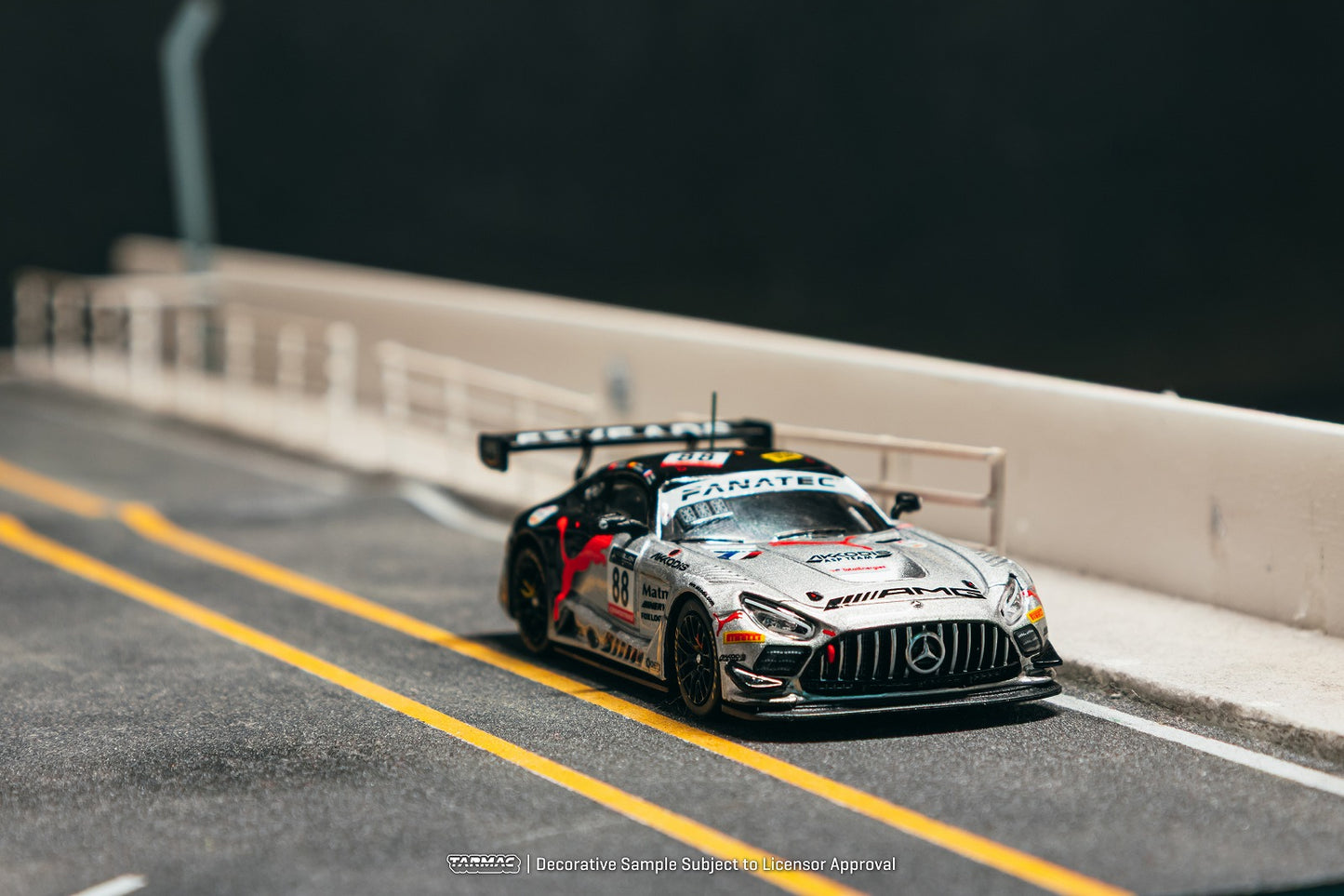 ＜予約商品＞1/64 Mercedes-AMG GT3 24h of SPA 2022 Winner※2027年2月以後入荷予定