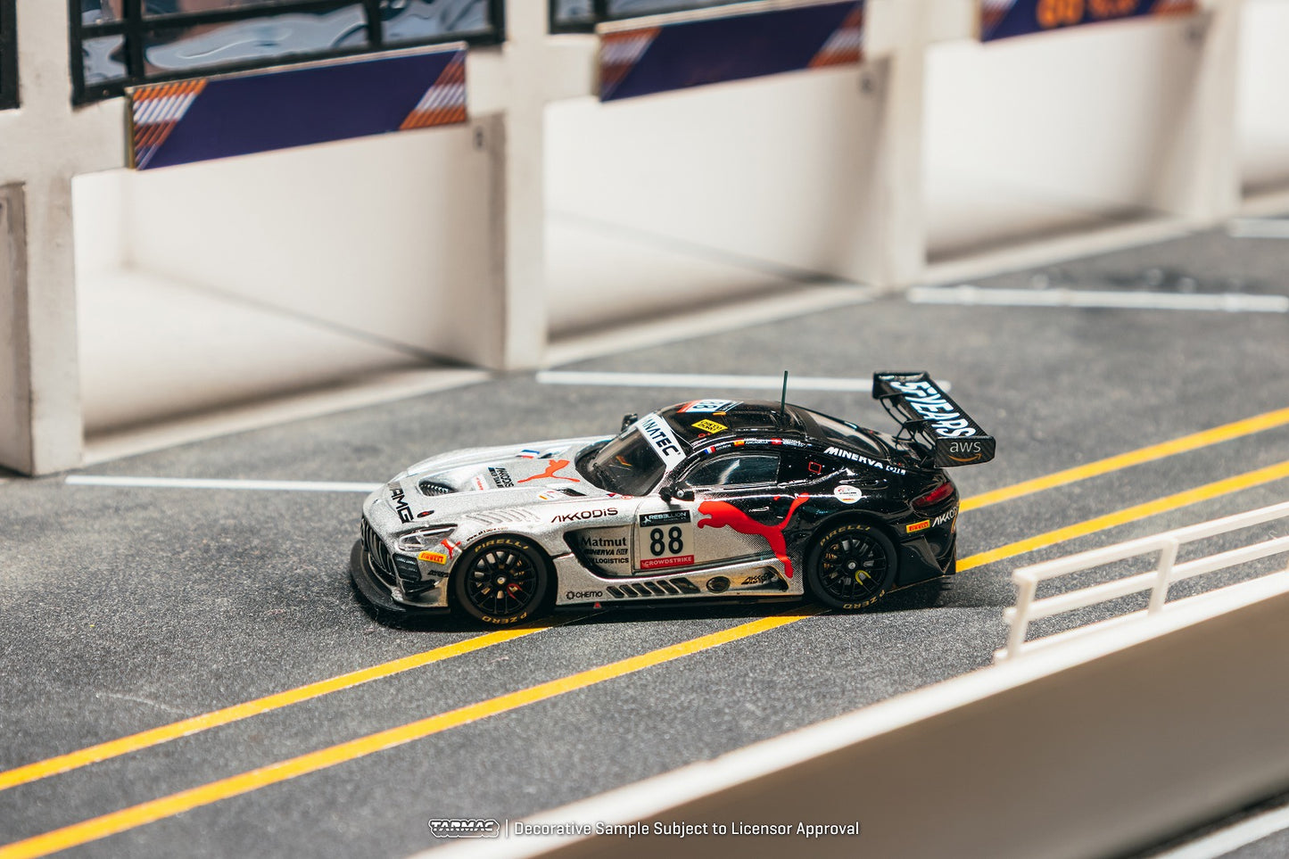 ＜予約商品＞1/64 Mercedes-AMG GT3 24h of SPA 2022 Winner※2027年2月以後入荷予定