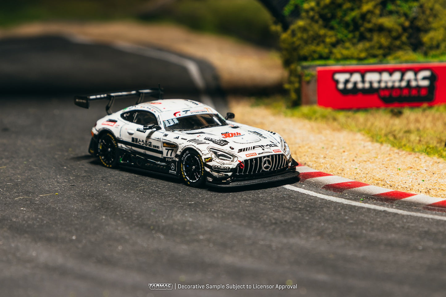 ＜予約商品＞1/64 Mercedes-AMG GT3 Bathurst 12h 2026 Craft-Bamboo Racing ※2026年11月以後入荷予定