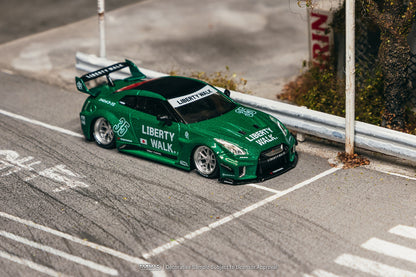 ＜予約商品＞1/64 LB-Silhouette WORKS GT NISSAN 35GT-RR Emerald green ※2026年11月以後入荷予定