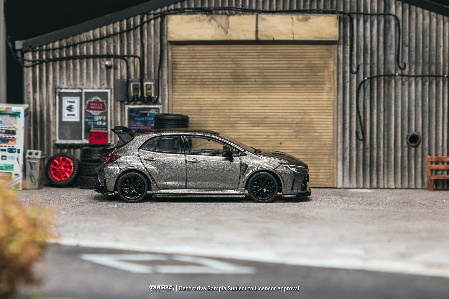 ＜予約商品＞1/64 Toyota GR Corolla Grey ※2026年6月以後入荷予定