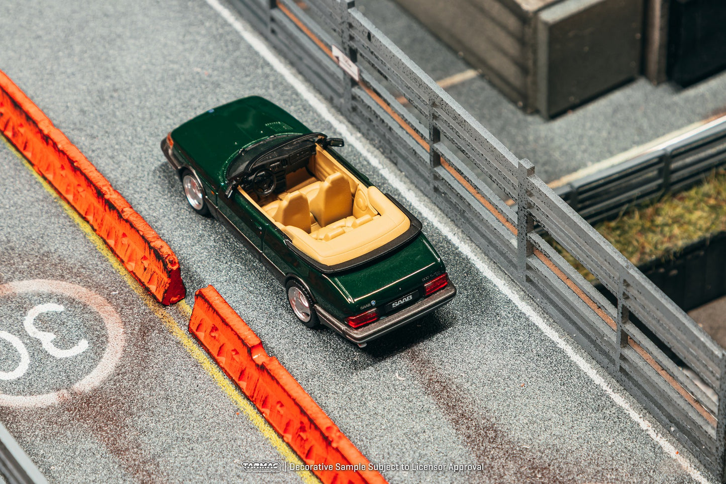 ＜予約商品＞1/64 Saab 900 Turbo Convertible Green ※2026年8月以後入荷予定