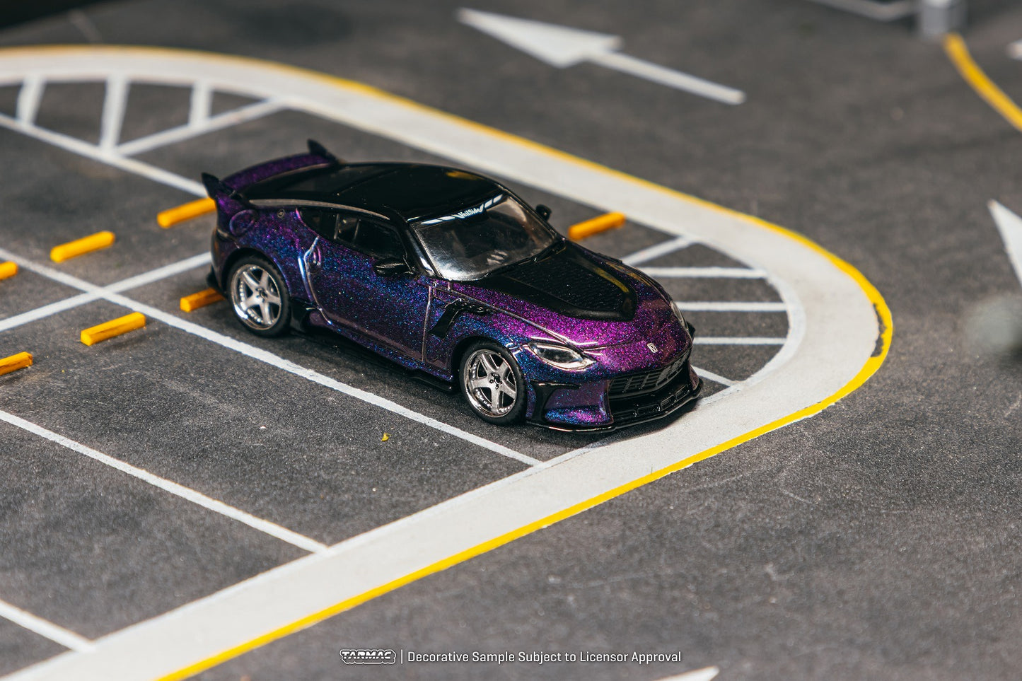 ＜予約商品＞1/64 Nissan VeilSide FFZ400 Fairlady Z Chameleon purple※2026年12月以後入荷予定