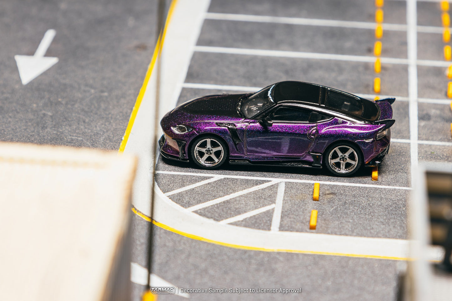 ＜予約商品＞1/64 Nissan VeilSide FFZ400 Fairlady Z Chameleon purple※2026年12月以後入荷予定