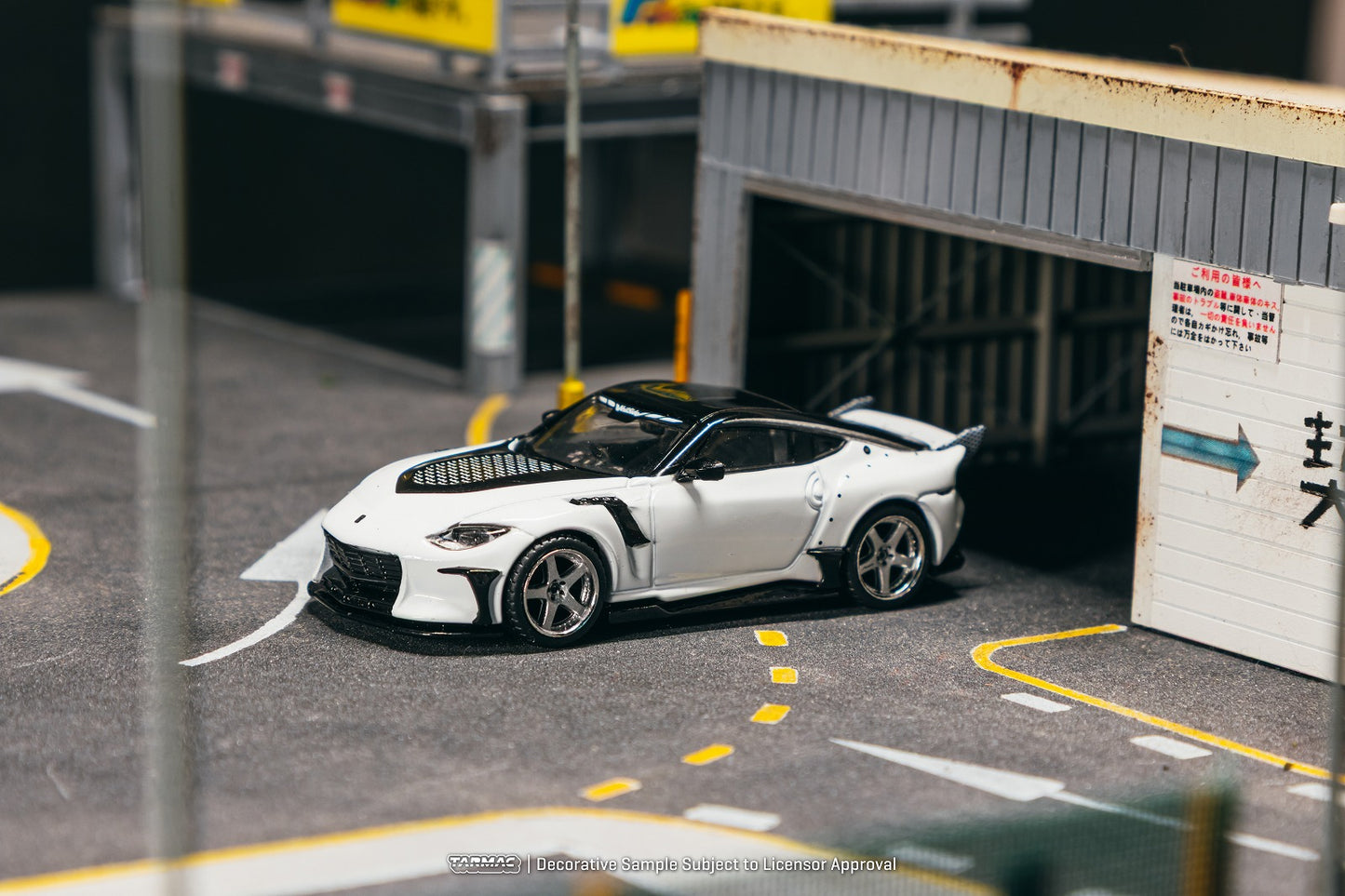 ＜予約商品＞1/64 Nissan VeilSide FFZ400 Fairlady Z White ※2026年11月以後入荷予定