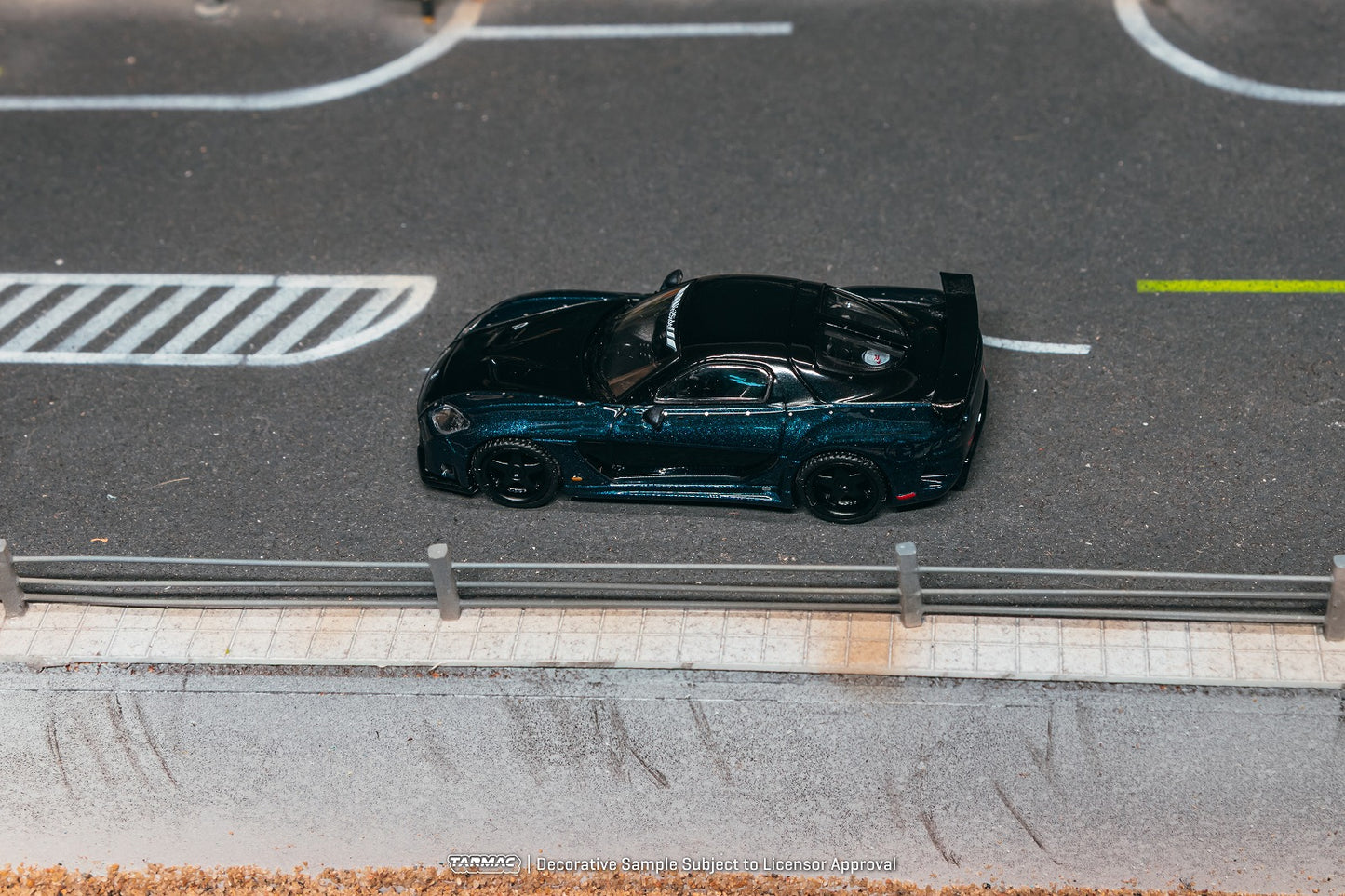 ＜予約商品＞1/64 Mazda RX-7 VeilSide Fortune7 Dark Blue / Black ※2026年8月以後入荷予定