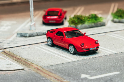 ＜予約商品＞1/64 Porsche 928 S Red ※2026年6月以後入荷予定