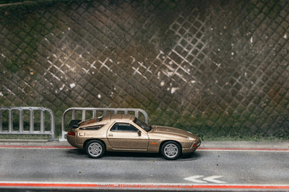 ＜予約商品＞1/64 Porsche 928 S4 Platinum Metallic  ※2026年10月以後入荷予定