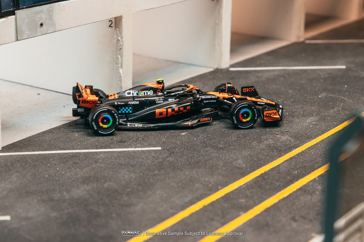 ＜予約商品＞1/64 McLaren MCL60 Japanese Grand Prix 2023 Oscar Piastri ※2026年6月以後入荷予定