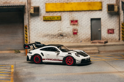 ＜予約商品＞1/64 Porsche GT3RS (992.1) MR White Red Tarmac Special Edition ※2026年11月以後入荷予定