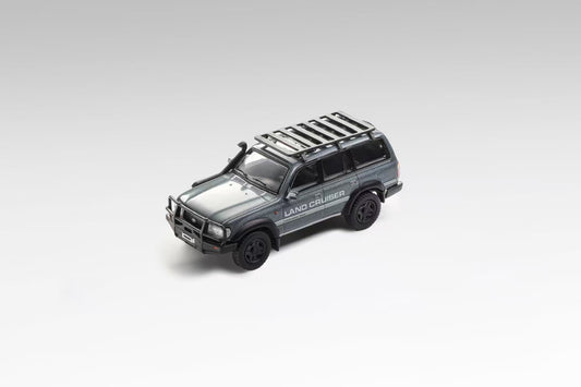 ＜予約商品＞1/64 TOYOTA LAND CRUISER 80 CUSTOM DARK GREEN / BLACK 1/64 トヨタ ランドクルーザー 80 カスタム ダークグリーン／ブラック※2026年12月以後入荷予定
